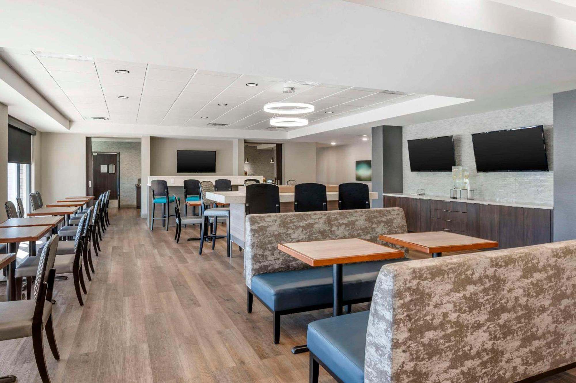Comfort Inn & Suites Clarksville - Louisville North Экстерьер фото