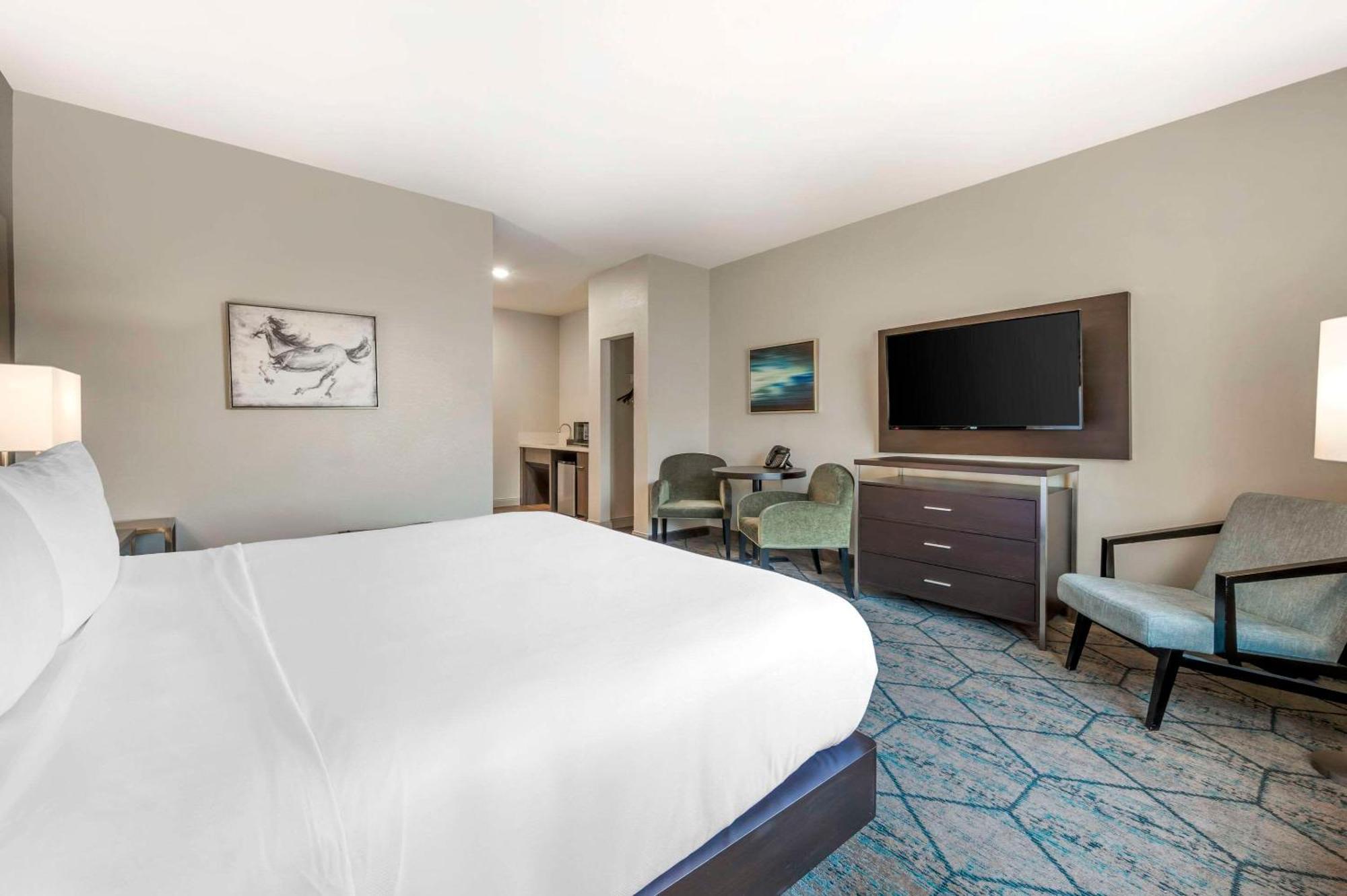 Comfort Inn & Suites Clarksville - Louisville North Экстерьер фото